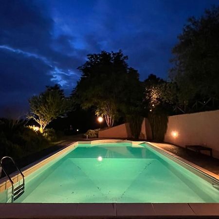 La Casa Nel Bosco Villa Lari Exteriör bild