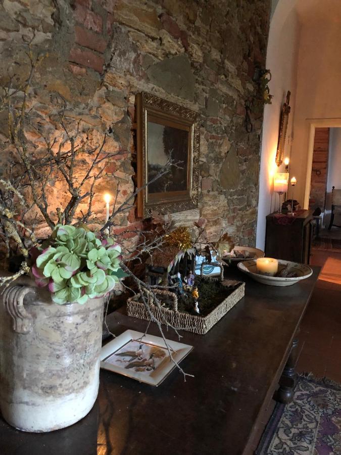 La Casa Nel Bosco Villa Lari Exteriör bild