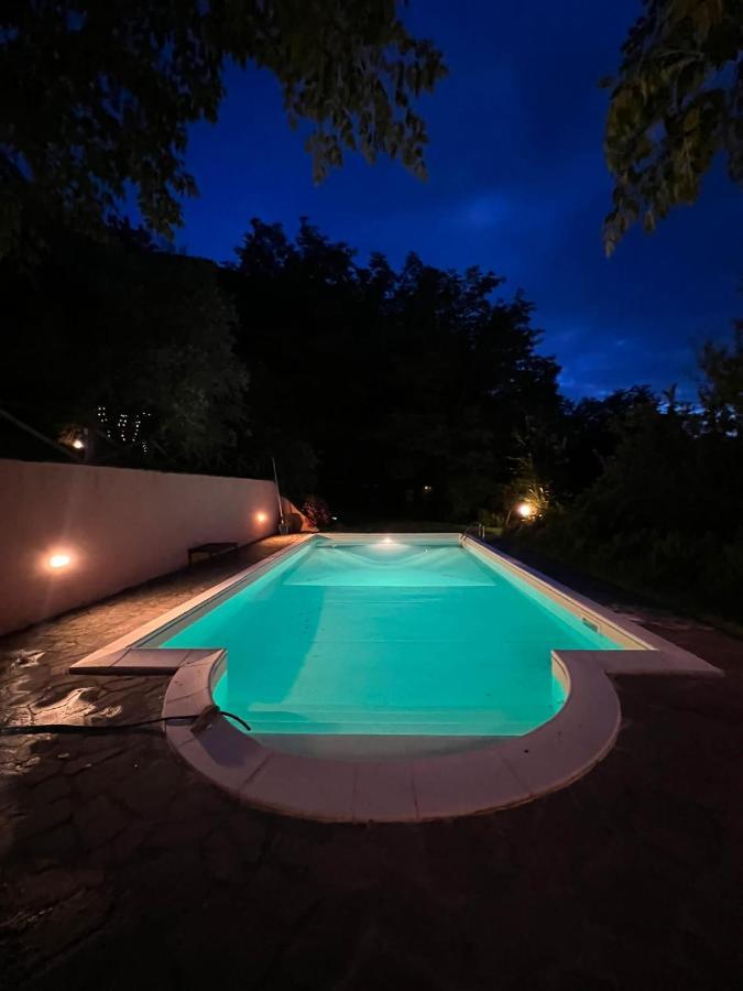 La Casa Nel Bosco Villa Lari Exteriör bild